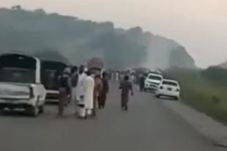 पाकिस्तानमा बन्दुकधारीद्वारा राजमार्गमा गाडी रोकी २२ जनाको हत्या