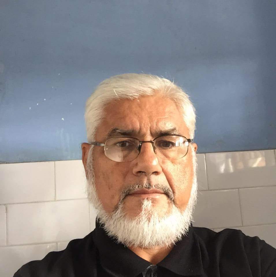 किताब पढ्ने भूत
